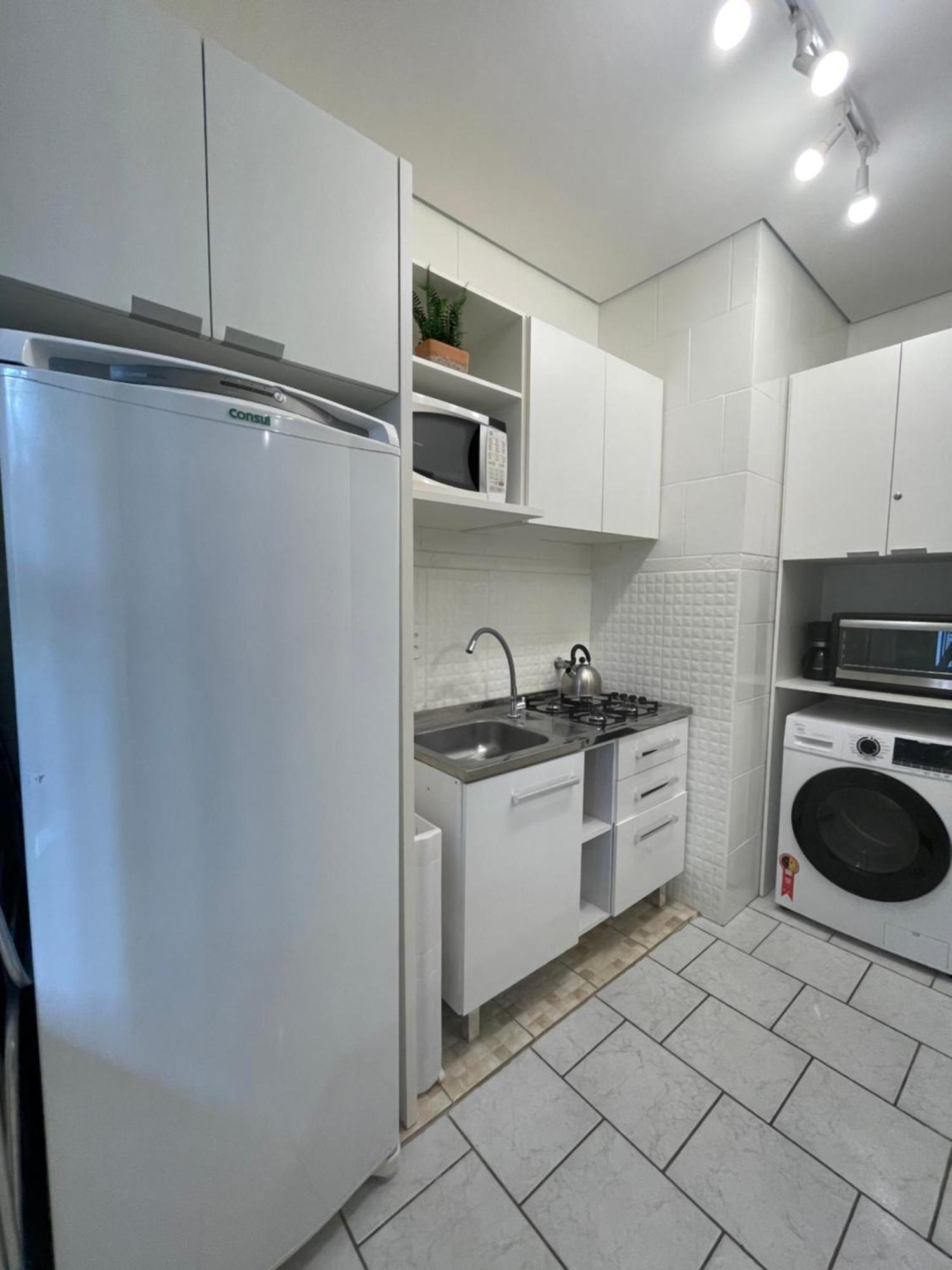 דירות Balneário Camboriú Charmoso Apto De 2 Quartos A 100M Do Mar, Super Central מראה חיצוני תמונה